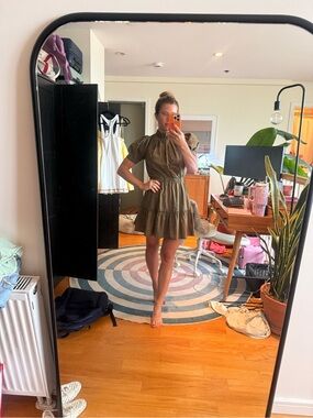 Alice+Olivia Olive Puff-Sleeve Tiered Mini Dress